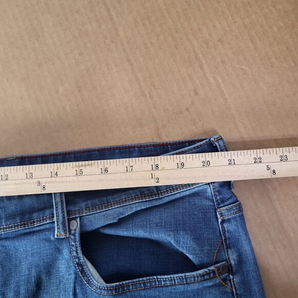 Tommy Bahama Jeans Men's SZ 42 x 30 *Read - Picture 7 of 10